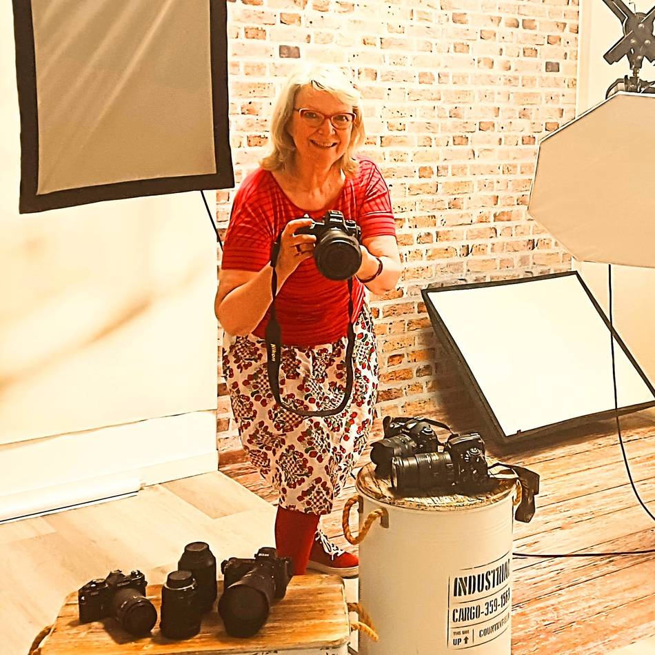Fotografin Doris Seffern hört : Der rot-weiße „Blitz“ packt die Kamera ein