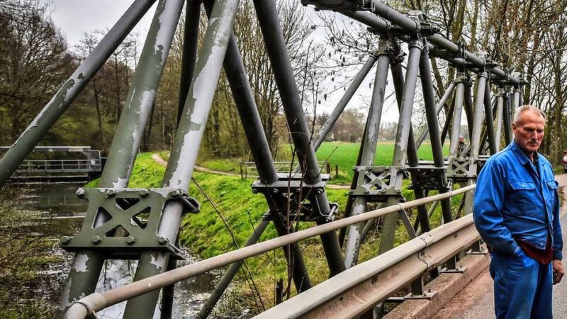 Denkmalgeschützte Brücke in Elten: Weiter Ärger um Spijker Brücke