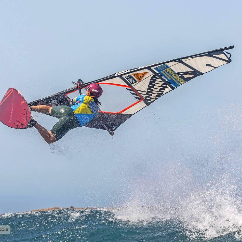 Top-Ergebnis: Hildener Windsurferin punktet bei World Tour auf Gran Canaria