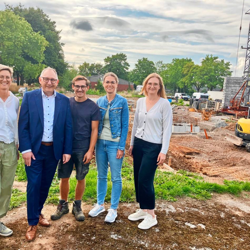 Hallenbad und Wasserspraypark in Rees: So laufen die Arbeiten am Reeser Stadtbad