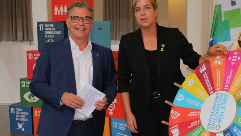 Mona Neubaur zu Gast im Stadthaus: „Nachhaltiger“ Besuch der Wirtschaftsministerin in Rheinberg