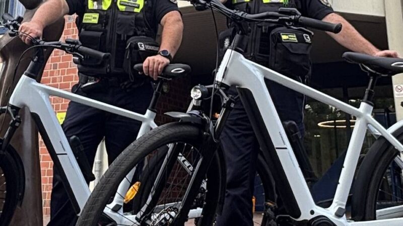 Stadt will öffentliche Präsenz verstärken: Ordnungsamt neuerdings mit E-Bikes unterwegs