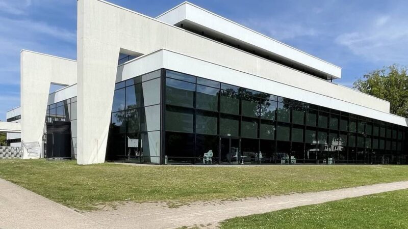 Schwimmen in Mönchengladbach: Stadtbad Rheydt für mehr als einen Monat geschlossen