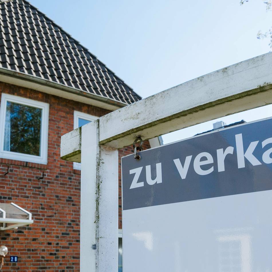 Immobilienmarkt im ersten Halbjahr 2025 in Oberberg: Steigende Umsatzzahlen und schwankende Preise