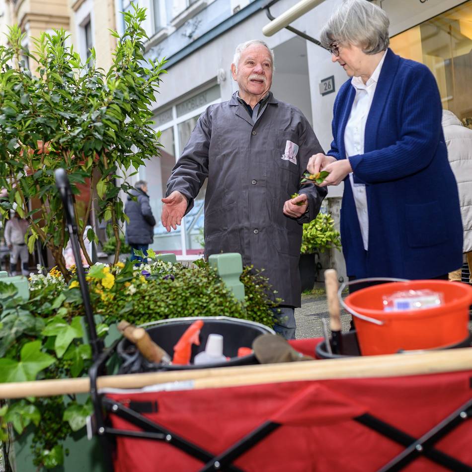 Stadtsauberkeitsoffensive 2025: Neue Müllbehälter in Düsseldorfer Vierteln sollen für mehr Sauberkeit sorgen