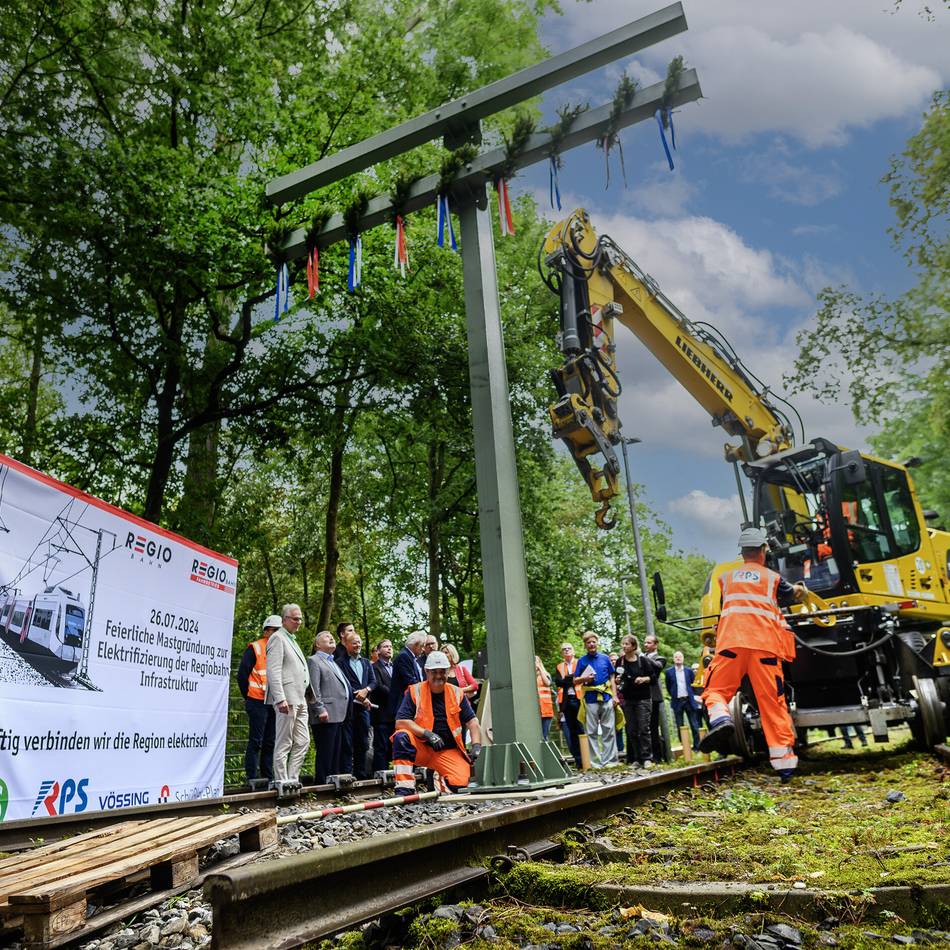 Bis Ende August müssen 450 Mastfundamente gegründet werden: Jetzt wird die Regiobahn elektrisch – Fahrgäste müssen in die Busse