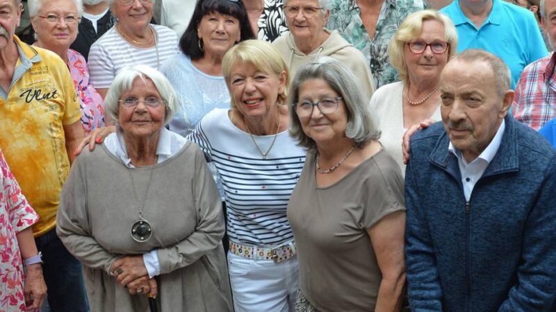 Wiedersehensfreude in Heiligenhaus: Großes Klassentreffen nach sechs Jahrzehnten