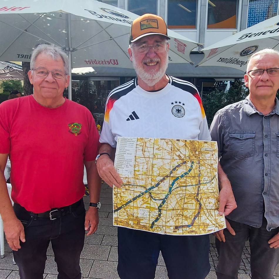 Hobby-Historiker ist erneut vor Ort: Bob Hersch plant eine Ausstellung in Rheinberg