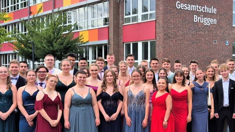 Abi 2025: Das sind die Abiturienten der Gesamtschule Brüggen