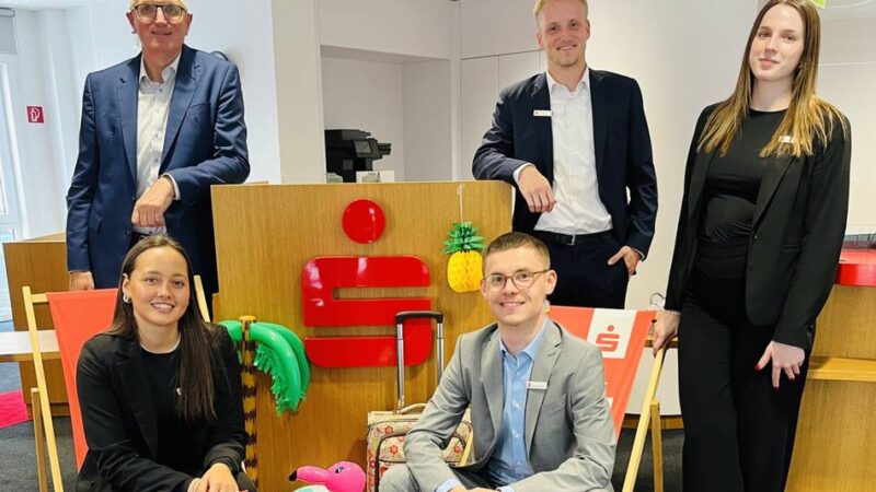 Von Azubis für Kunden im Kreis Heinsberg: Sparkassen-Nachwuchs erprobt Filialleitung