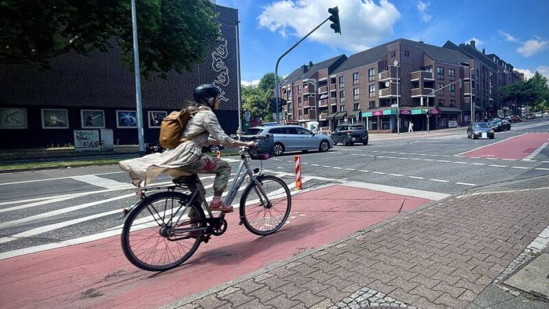 Route führt durch Mönchengladbach: Geplante Radschnellverbindung nach Neuss wirft viele Fragen auf