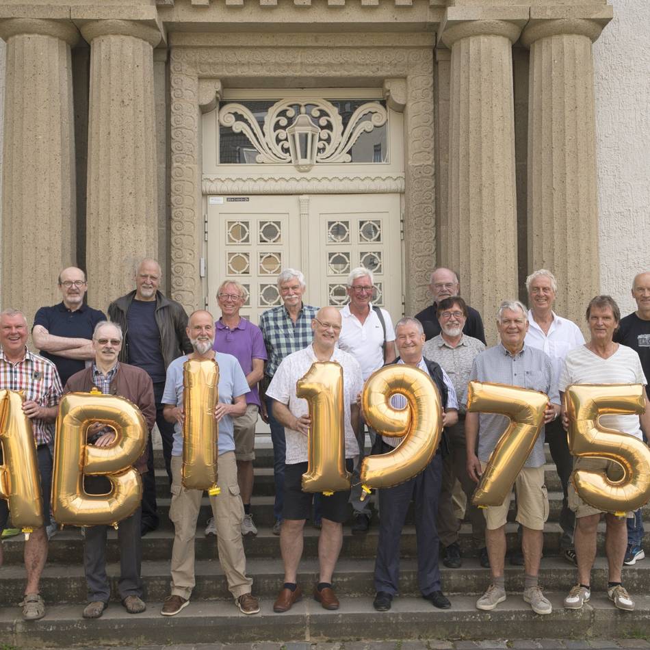 50 Jahre nach dem Abitur in Leverkusen: Ex-Pennäler kommen auf Zeitreise aus Staunen nicht heraus