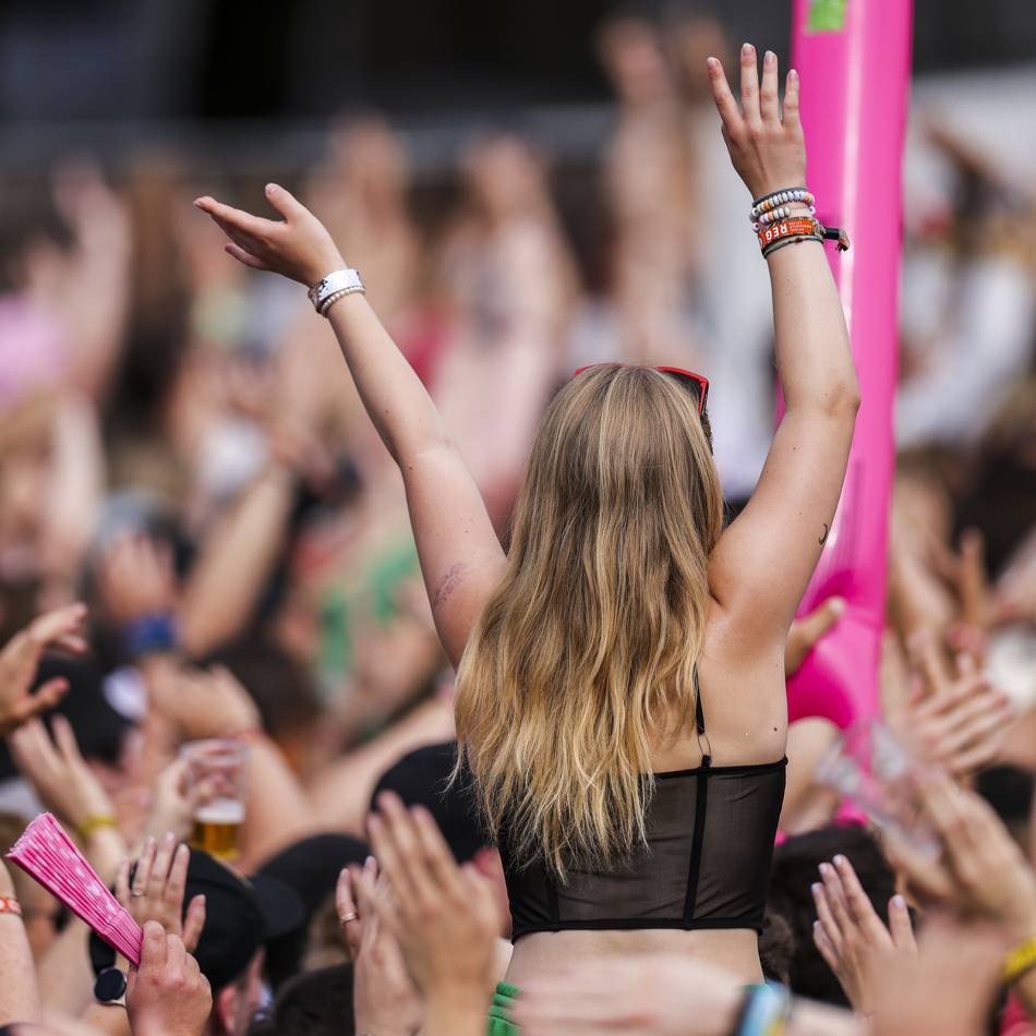 Über WhatsApp zum Festival-Flirt: Fans gründen Singlebörse für Parookaville – so funktioniert’s
