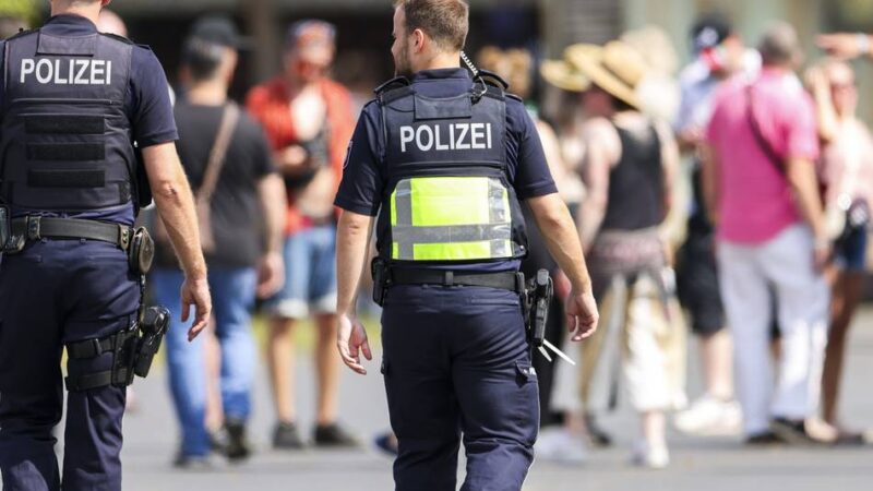 Video sorgt für Empörung: „Führer-Trikot“ bei Parookaville – Staatsschutz ermittelt