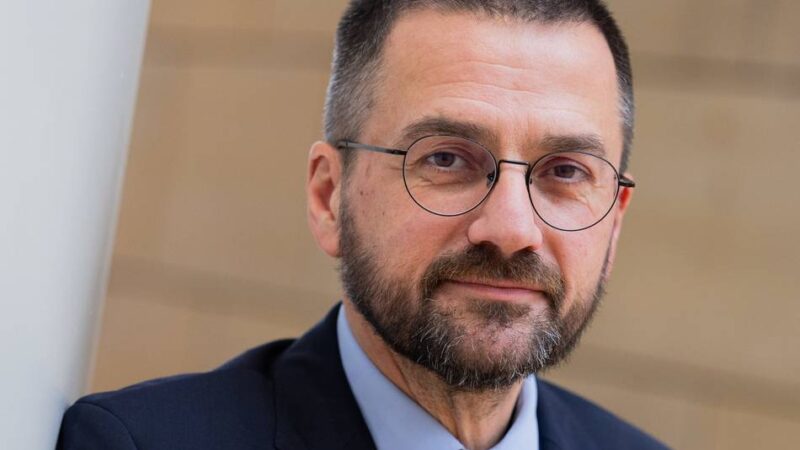Für und Wider eines AfD-Verbots: Thomas Kutschaty bei Diskussionsrunde in Dormagen