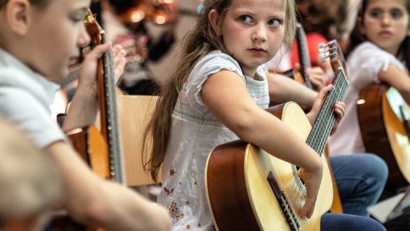 Stadtrat beschließt Gebührenordnung: Hilden erhöht Gebühren für Musikschule und Bibliothek