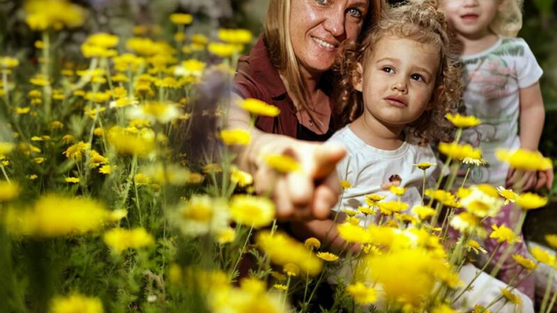 Tagesmutter in Langenfeld: Sie führt schon die Kleinsten an die Natur heran