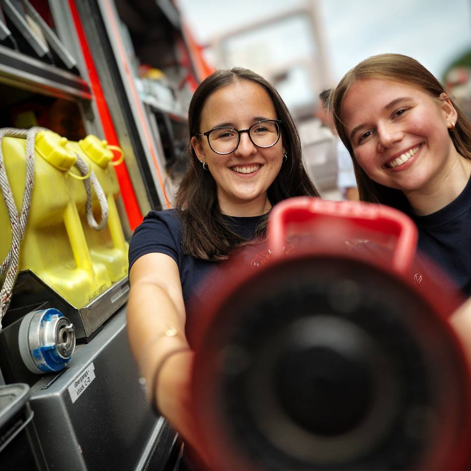 Tag der offenen Tür Feuerwehr Langenfeld: Hälfte der freiwilligen Helfer wird aus eigenem Nachwuchs rekrutiert