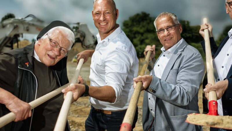 In Langenfeld: Spatenstich für neue Kita St. Raphael in Richrath
