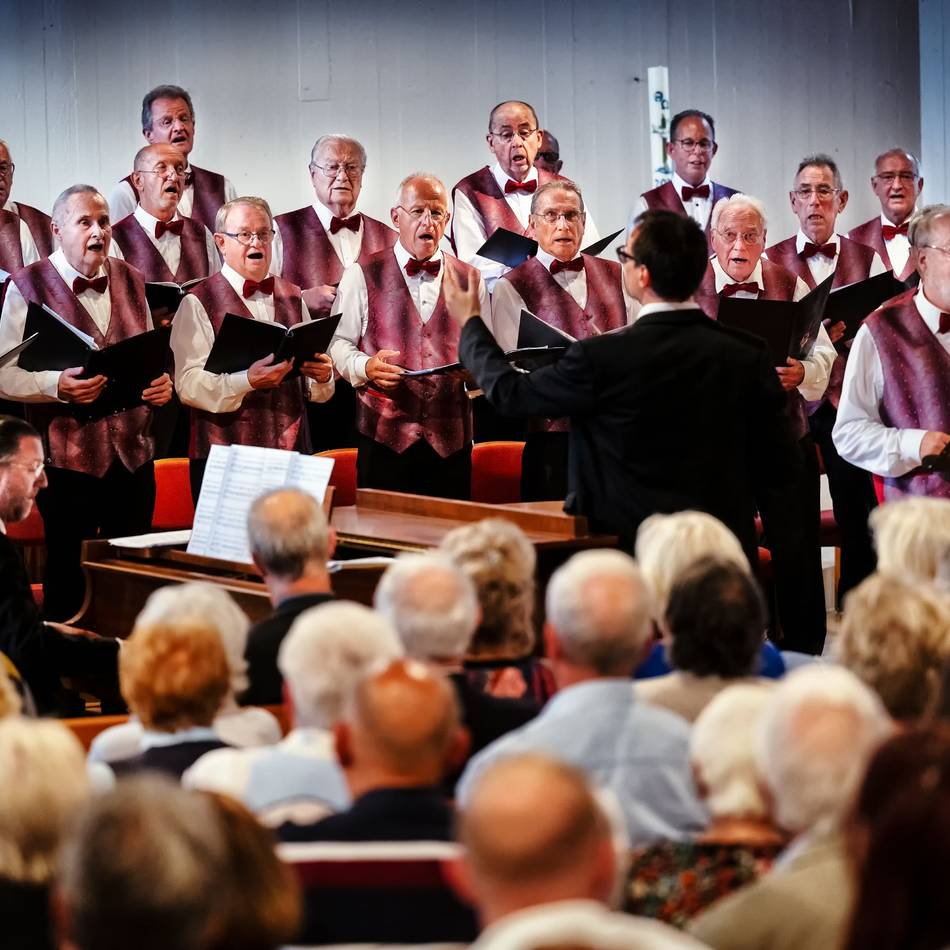 Abwechslungsreiches Sommerkonzert in Leverkusen: Operette bis Kaffeebud‘ – der MGV Loreley ist vielseitig
