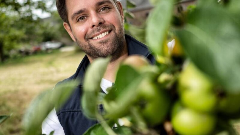 Neuer Geschäftsführer der Biologischen Station: Julian Oymanns ist am liebsten in Gummistiefeln unterwegs