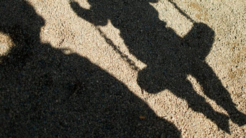 Kinderschutz in Düsseldorf: 1400 Hinweise in einem Jahr – Was die Stadt bei Kindeswohlgefährdung tut