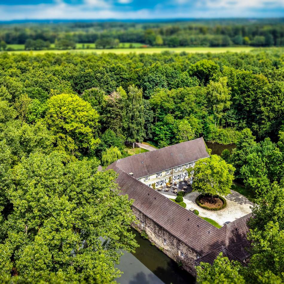 Wasserburg in Langenfeld: BUND will Moorwald um Haus Graven retten