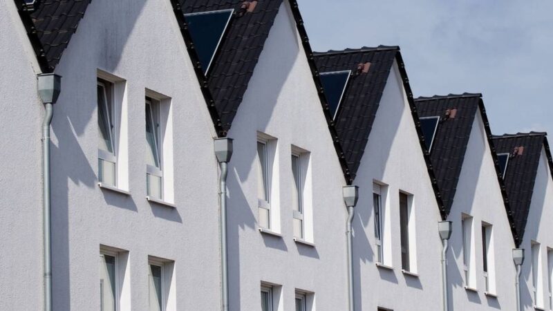 LBS wertet Preisdatenbank aus: Preise für gebrauchte Immobilien sind stabil