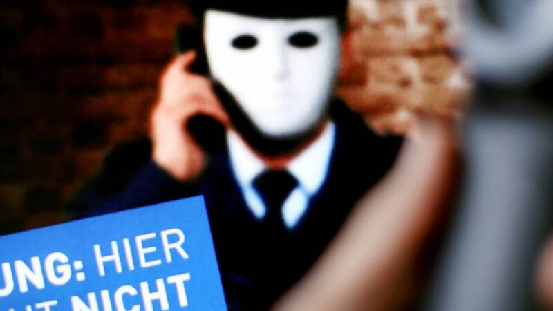 Radevormwalder sollte seine Wertsachen abgeben: Polizei warnt erneut vor dubiosen Betrugsanrufen