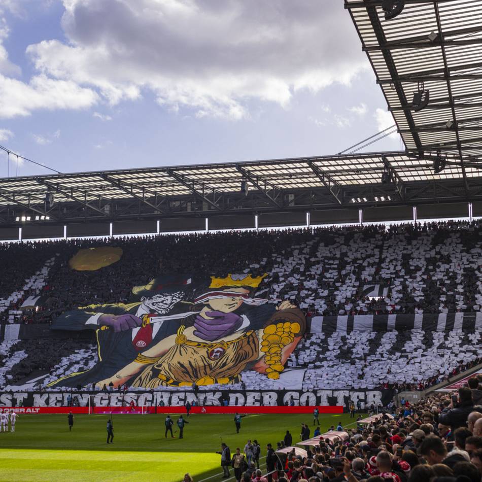 DFB-Urteil liegt vor: So viel Geld muss Köln für die Messer-Choreo im Derby gegen Fortuna bezahlen