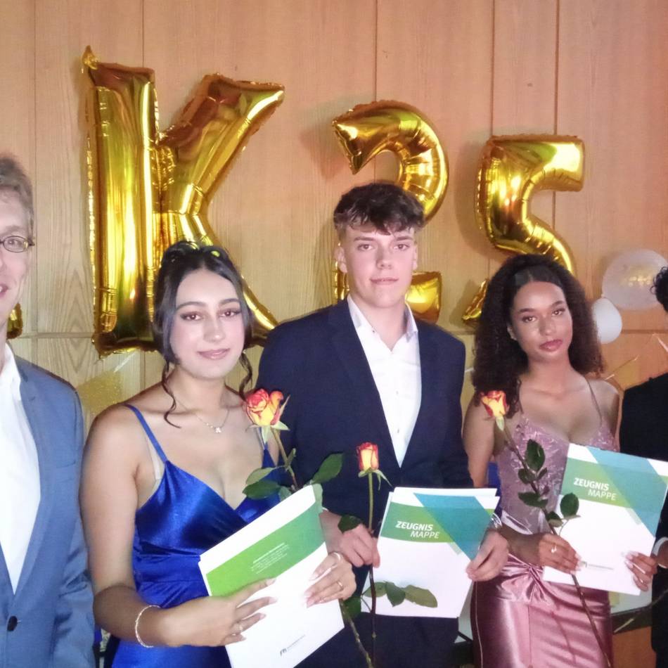 Schulabschluss 2025 in Wermelskirchen: Sekundarschüler blicken zurück – mit Schmunzeln und Rap-Song