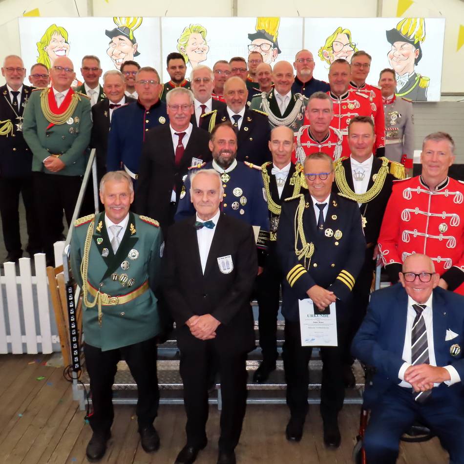 Zum dritten Mal Schützenkönig: Großes Kaiser-Schützenfest in Leutherheide