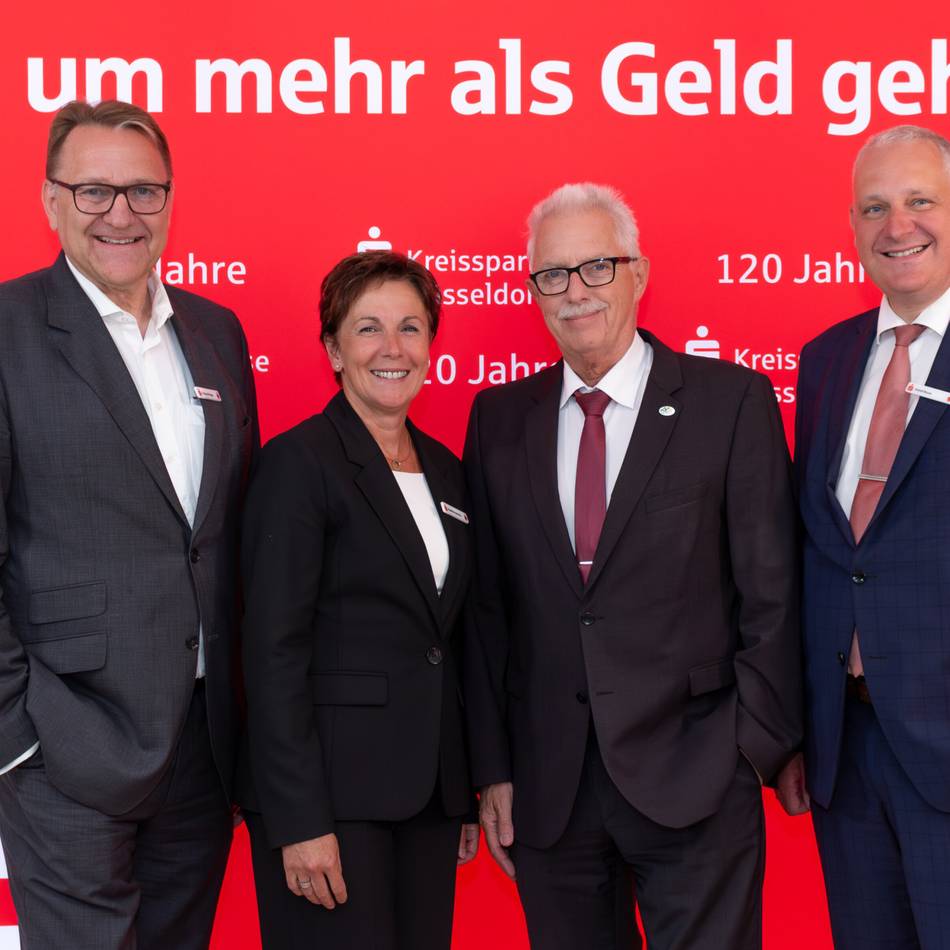 Personalwechsel im Kreis Mettmann: Kreissparkasse hebt Roswitha Hammrich in den Vorstand