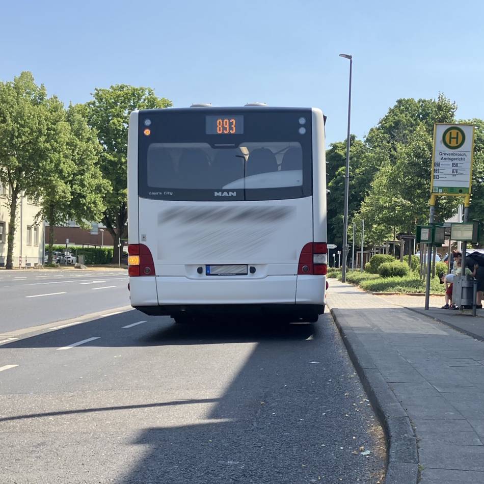 ÖPNV in Grevenbroich: Förderzusage für die Modernisierung von 31 Bushaltestellen