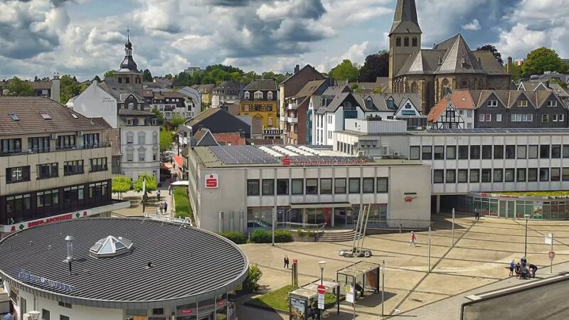 Treffen von Mettmanner Geschäftsleuten mit Thomas Sterz (FDP): Es geht um neue Konkurrenz, aktuelle Leerstände und den Verkehr am Jubi