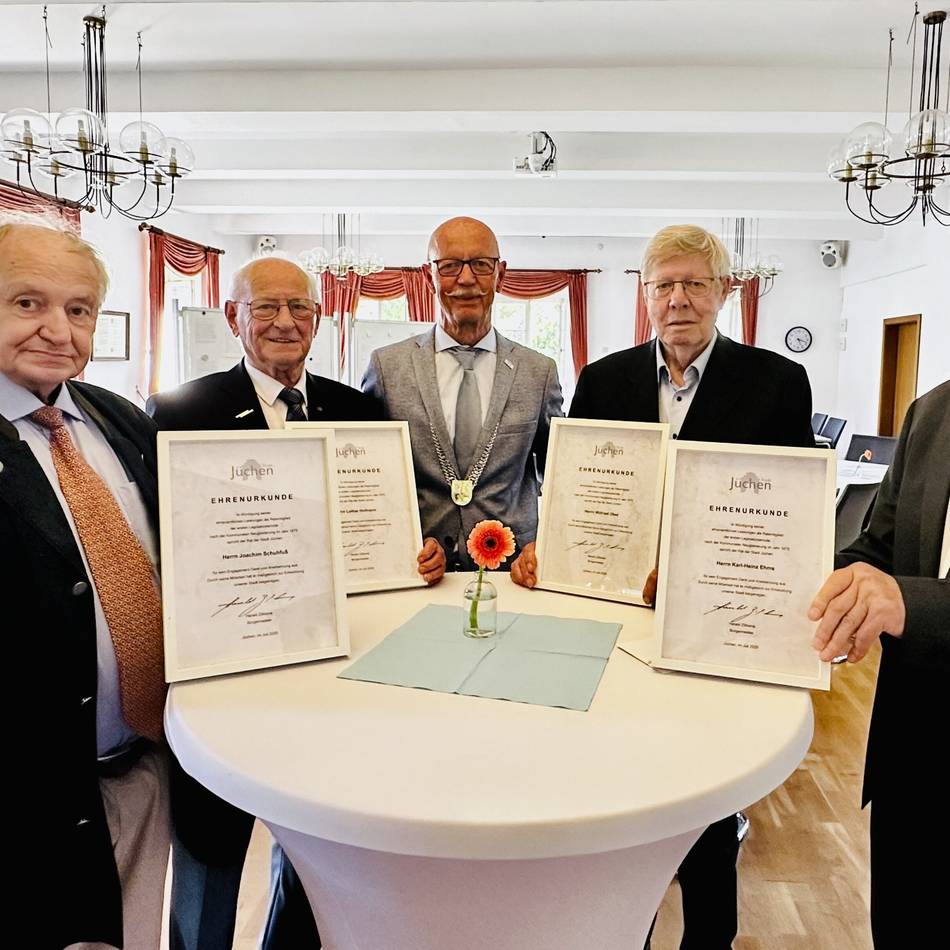 50 Jahre Stadtgeschichte: Ehrungen für fünf ehemalige Ratsmitglieder in Jüchen