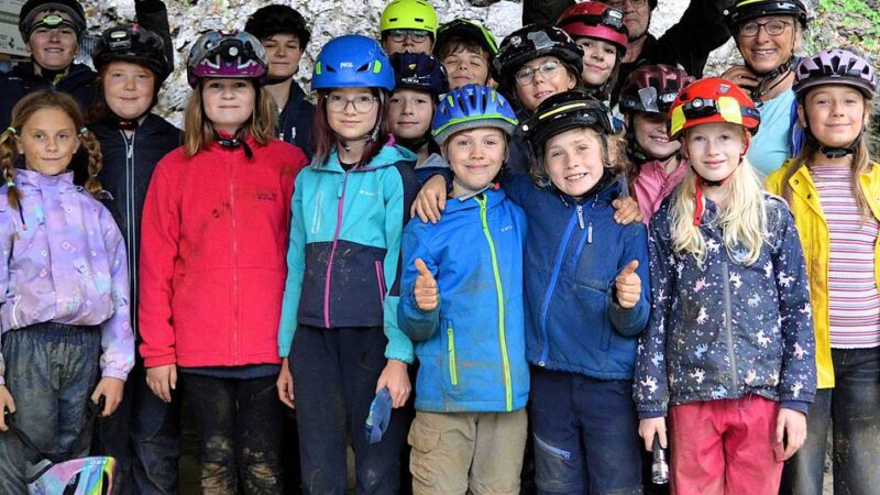 Ferienspaß in Radevormwald: Wenn Kids zu Höhlenforschern werden…