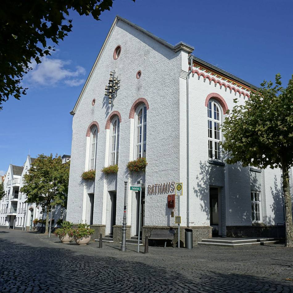 „Wie steht es um die Finanzen der Stadt?“: Fox fordert Sondersitzung des Rates zum Haushalt