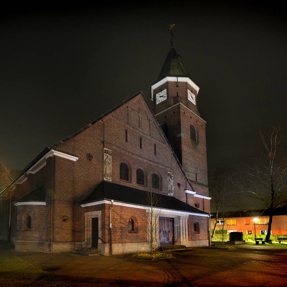 Festschrift zum Jubiläum: Twisteden feiert 100 Jahre St.-Quirinus-Kirche