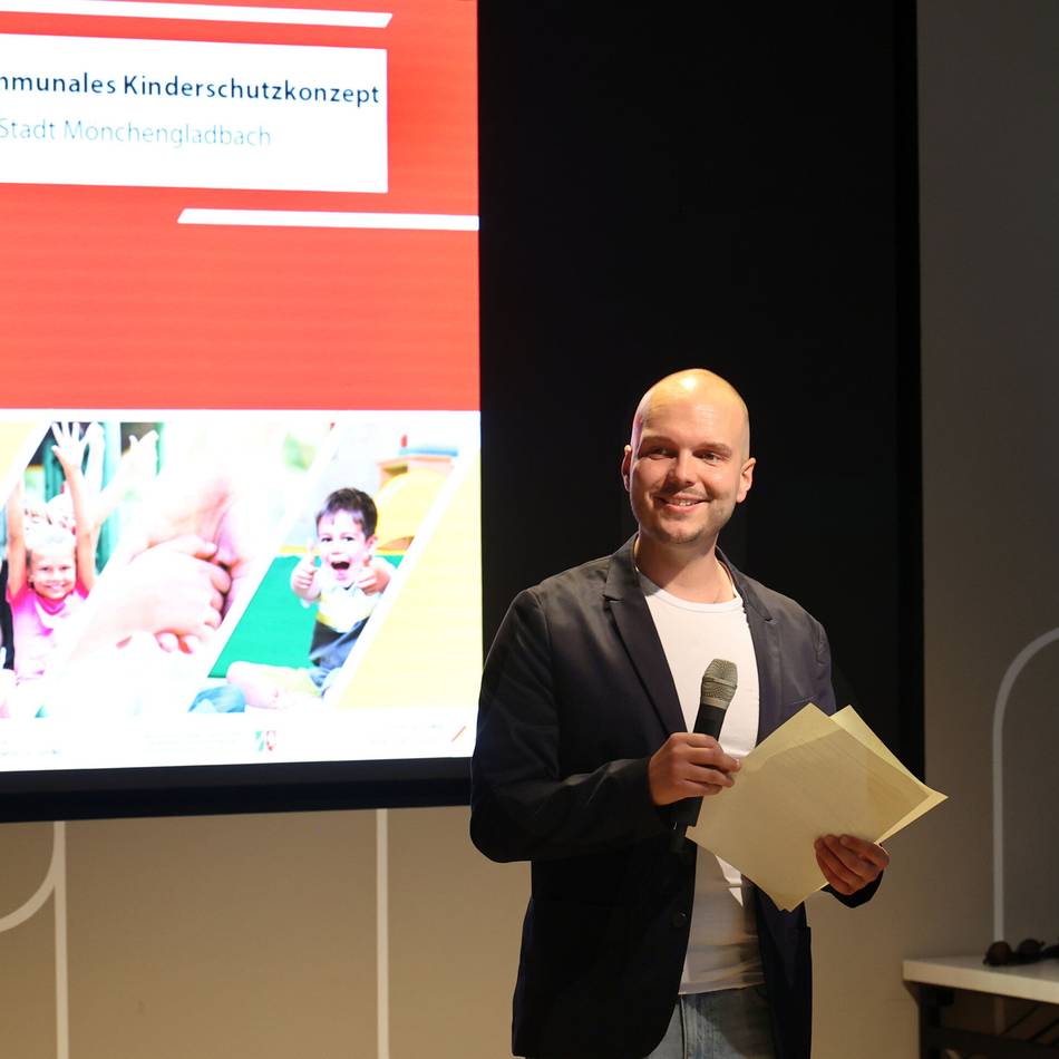 Infoabend für Sportvereine: Borussia und Kinderschutzbund helfen Vereinen bei Kinderschutzkonzept