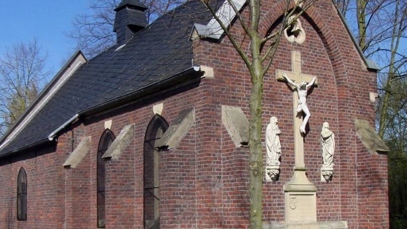 Jubiläumsaktion der Schlöper Bruderschaft: Neue Glocke für Kapelle wird live gegossen