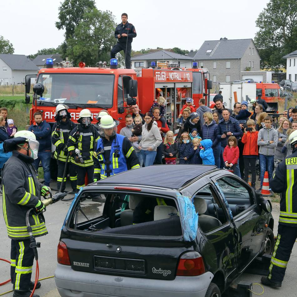 Am 5. und 12. August in Rheinberg: Feuerwehr-Einheit Pelden lädt zu Schauübungen in Budberg und Eversael