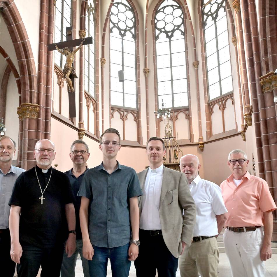 Größte Kirche Krefelds: „Ein echtes Wunder“ – Förderverein kauft St. Johann Baptist
