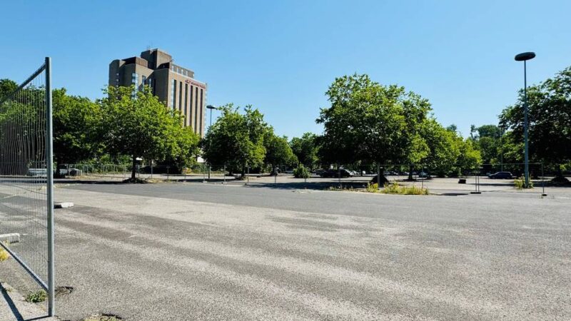 XXL-Bauprojekt in Neuss: Warten auf neues Wohnquartier am Rheinpark-Center