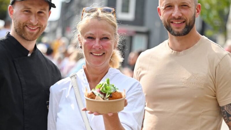 Feierabendmarkt in Radevormwald: Besucher, Beschicker und Veranstalter sind zufrieden
