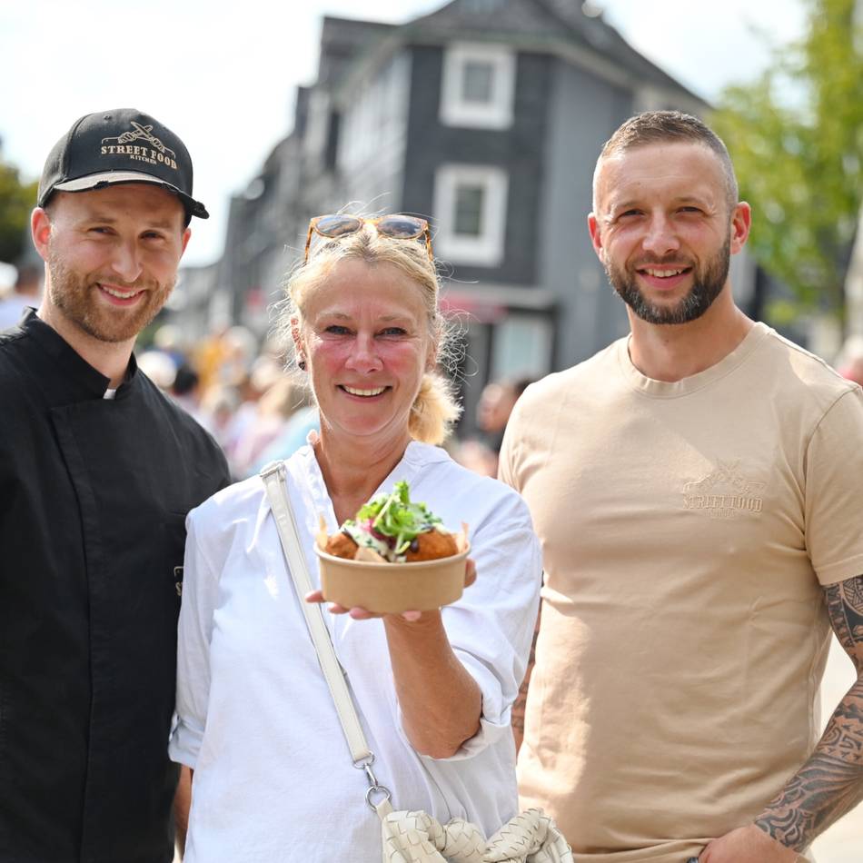 Feierabendmarkt in Radevormwald: Besucher, Beschicker und Veranstalter sind zufrieden
