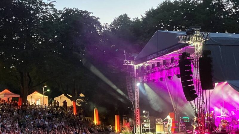 Fantastival im Burgtheater Dinslaken: So lief das BAP-Konzert in Dinslaken