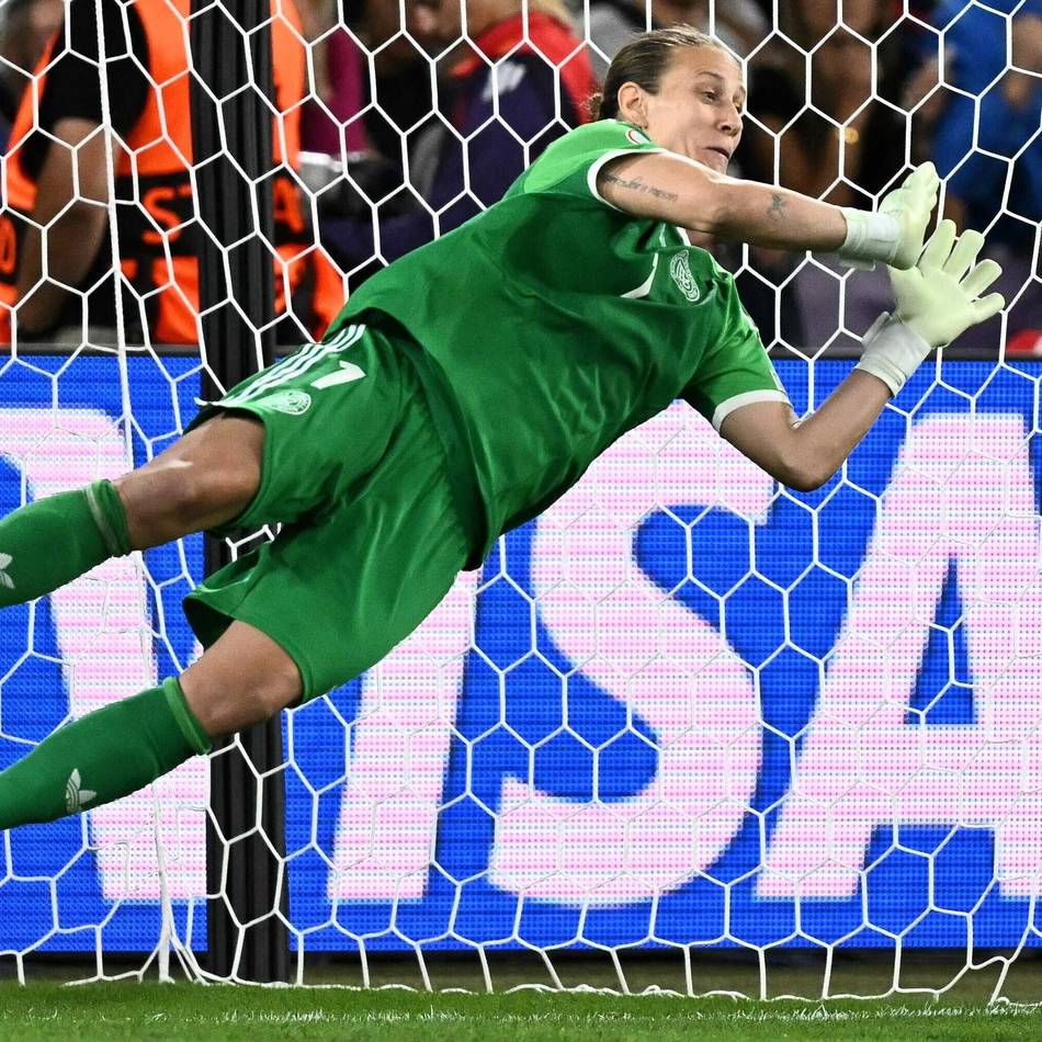 Torhüterin mit Glanzleistung gegen Frankreich: „Krass, unglaublich, mega“ – DFB-Frauen feiern Berger