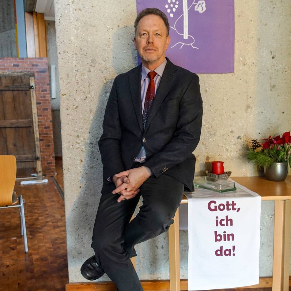Konzert und gepflegter Austausch in Niederkrüchten: Dramatische Robinsonade im Kunstsalon