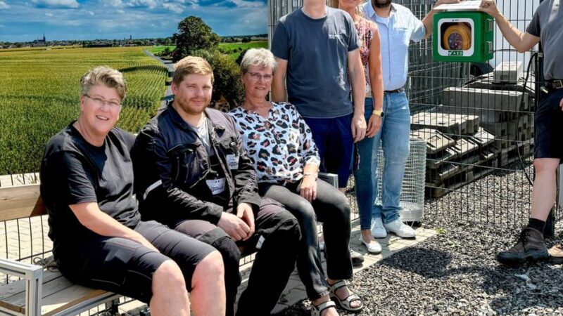 Unternehmer spenden Defibrillator: Defi jetzt auch im Gewerbegebiet Süd in Kevelaer